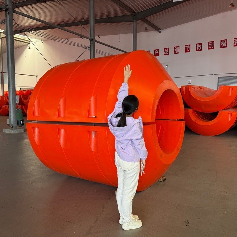 PE Pipeline Floaters